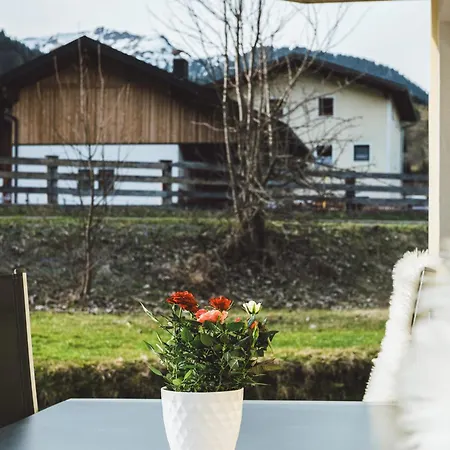 Schoenblick Apartament Weißenbach am Lech