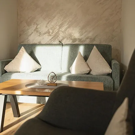 Apartment Schoenblick Weissenbach am Lech
