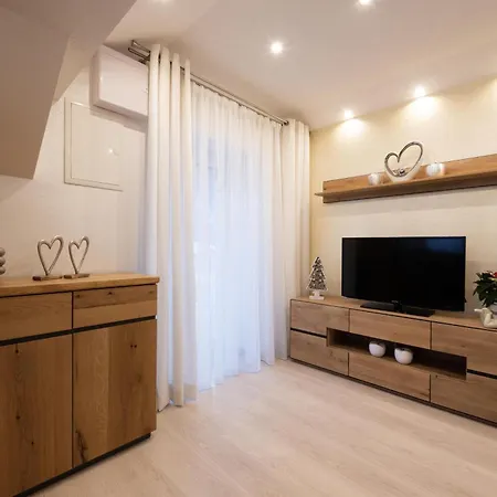 Apartmán Schoenblick Weissenbach am Lech
